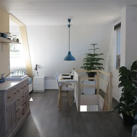 Guest house Zonnedael 4*
